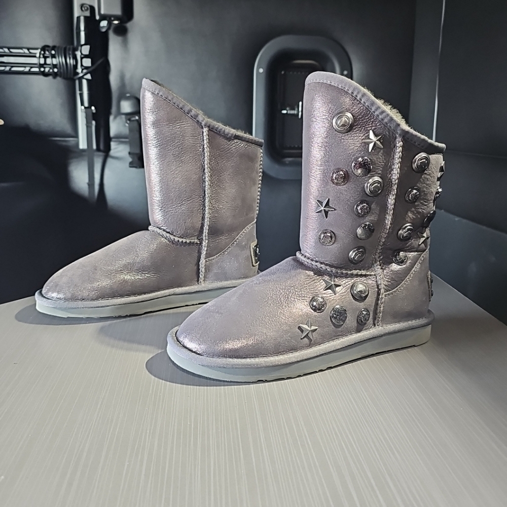 Australia Luxe Collective ANGEL Short Boots Women 6M Gray/Silver NEW Without Tag